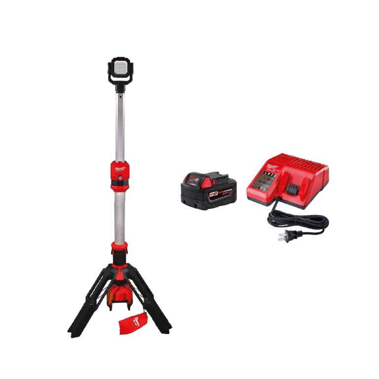 KIT MILWAUKEE LAMPARA LED   2131-20+ PQ CARG-BAT 48591850